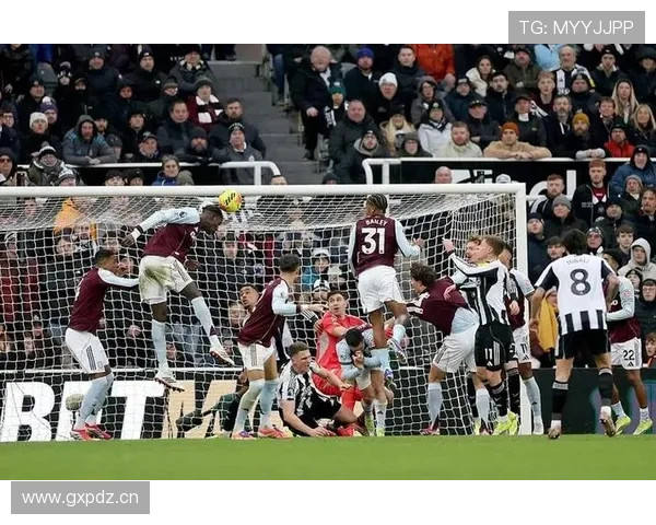 纽卡斯尔客战北伦敦德比对手，近期状态走势清晰