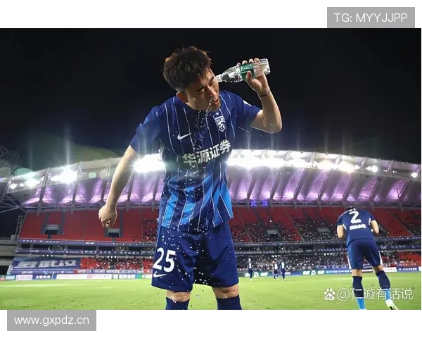 上海申花的中场控制，为何难以支撑比赛节奏？